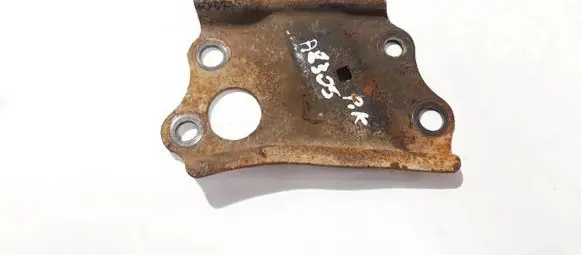 Toyota RAV 4 (XA30) Bracket in trunk/boot 