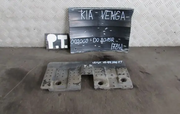 KIA Venga Front underbody cover/under tray 841881P000