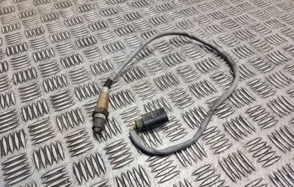 Mercedes-Benz E W212 Lambda probe sensor 0075425118 0281004207 0281004208