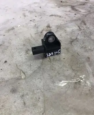 Volkswagen Touran III Airbag deployment crash/impact sensor 5q0959659