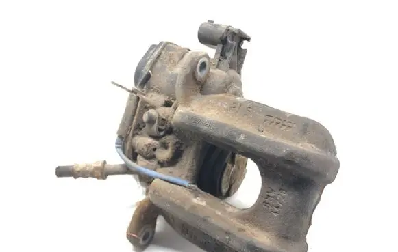 BMW 5 F10 F11 Rear brake caliper 32349660