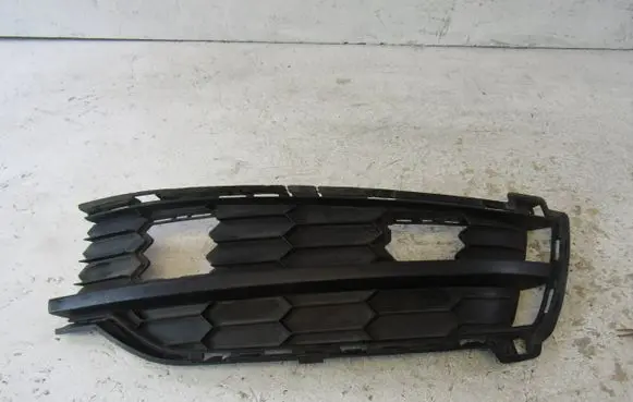 Skoda Karoq Front bumper lower grill 57A807368