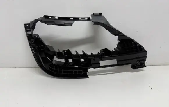 Audi A4 S4 B9 8W Rear bumper mounting bracket 8W0807348G
