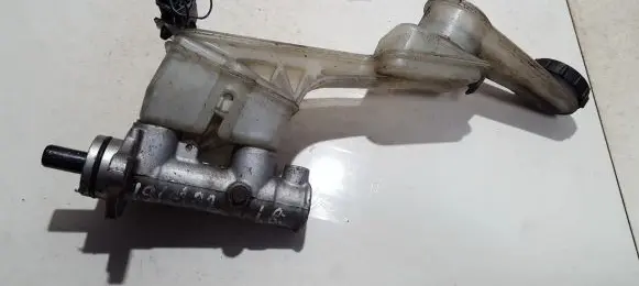 Mazda Premacy Master brake cylinder