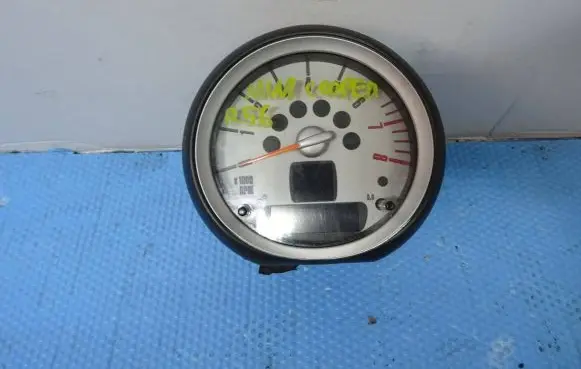 Mini One - Cooper Coupe R56 Speedometer (instrument cluster) 9201392