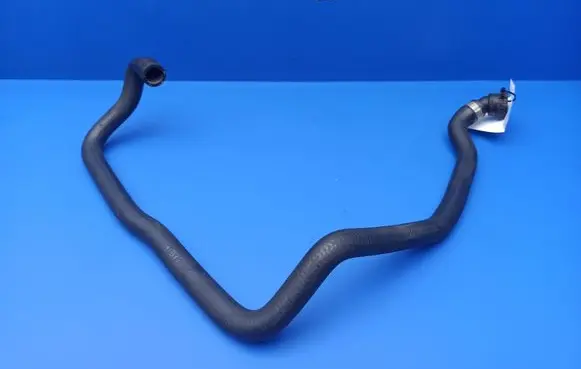 BMW 7 E65 E66 Engine coolant pipe/hose 8377700 15746 11388318