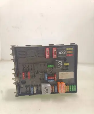 Volkswagen Golf Plus Fuse module 1K0937124K