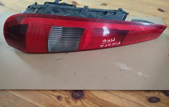 Rear/tail lights