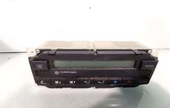 Volkswagen PASSAT B5 Climate control unit