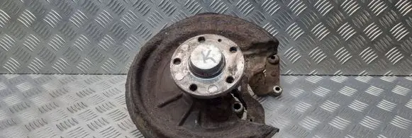 Volkswagen Jetta V Rear wheel hub spindle/knuckle 