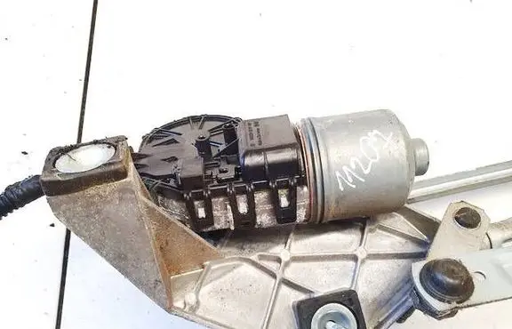 Ford Kuga I Wiper motor 0390243067 8V4117508AB