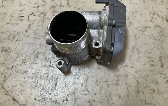 Audi A6 S6 C6 4F Throttle valve 03L128063E A2C53338105