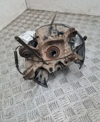 BMW 3 E90 E91 Rear wheel hub