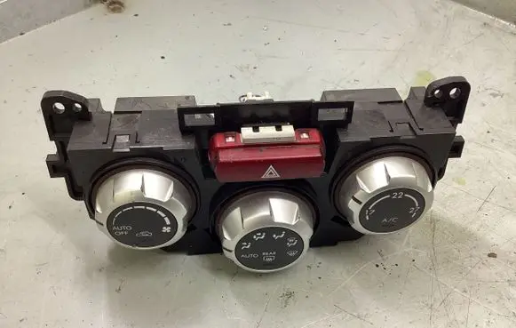Subaru Forester SH Climate control unit 72311SC060 89107CA T1007170D