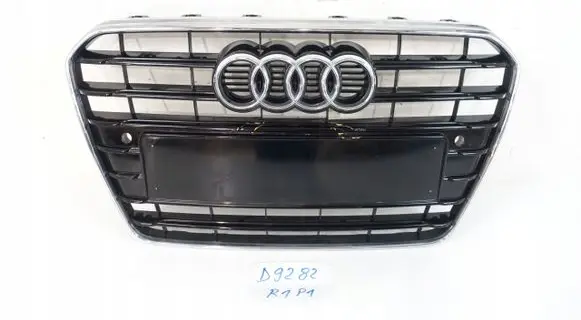 Audi A5 8T 8F Front bumper upper radiator grill 8T0853651G