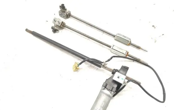 Hyundai Santa Fe Seat adjustment motor 88309CM300 SSM33HPSJ