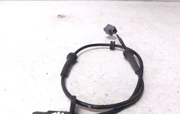 Nissan X-Trail T32 ABS brake wheel speed sensor A2045404605