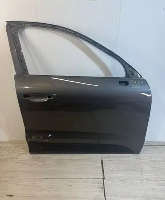 Porsche Macan (95B) Front door