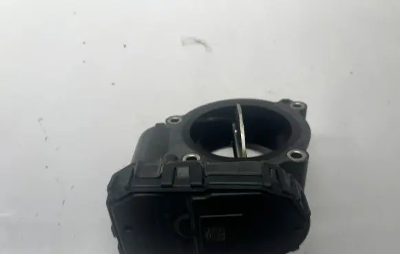 Mercedes-Benz C W205 Throttle valve A6510900470