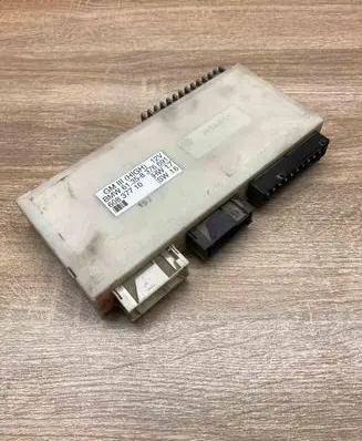 BMW 5 E39 Comfort/convenience module 8376691 60837710