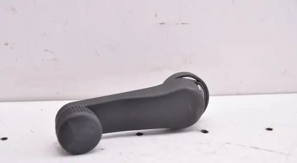 Skoda Octavia Mk2 (1Z) Front door window winding handle 1H0837581D