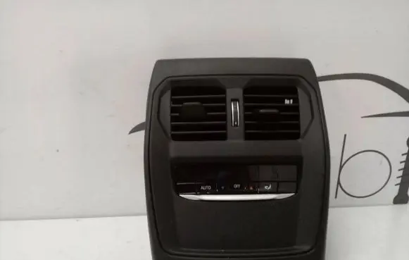 BMW 3 G20 G21 Rear air vent grill 6836650 539253 6806816