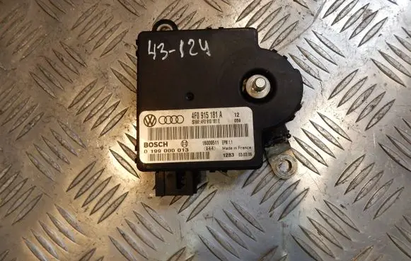 Audi A6 S6 C6 4F Power management control unit 4F0915181A 43124
