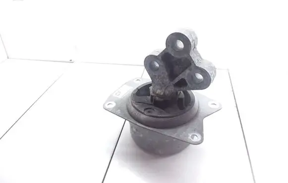 Opel Insignia A Gearbox mount 13227734