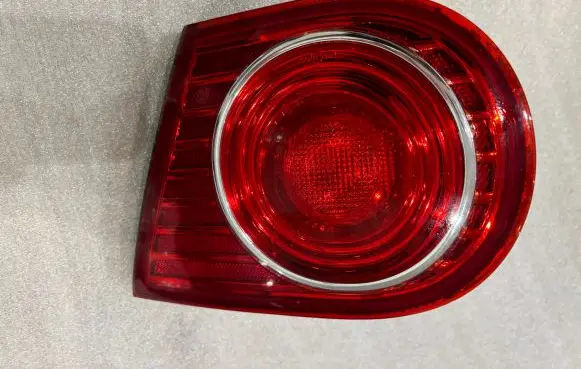 KIA Opirus Rear/tail lights 924023F080 TES5490