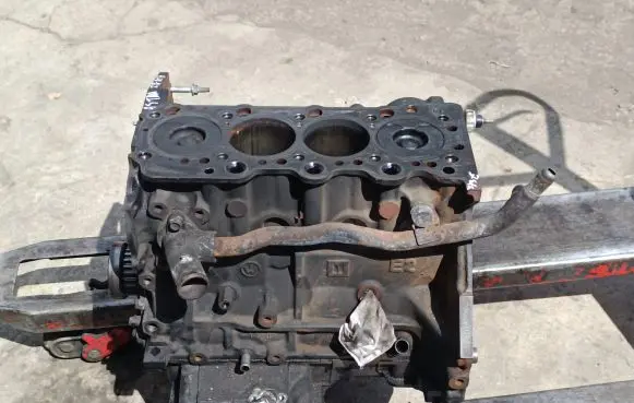 Opel Astra H Engine block Z17DTH