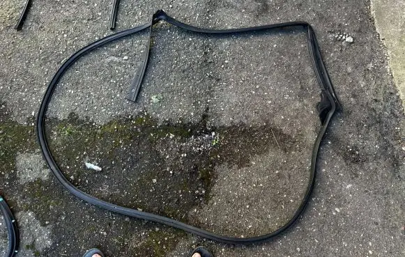 Subaru Outback (BS) Rubber seal rear door 