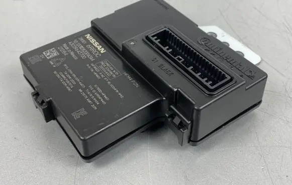Nissan X-Trail T33 Other control units/modules 285E16RR0C