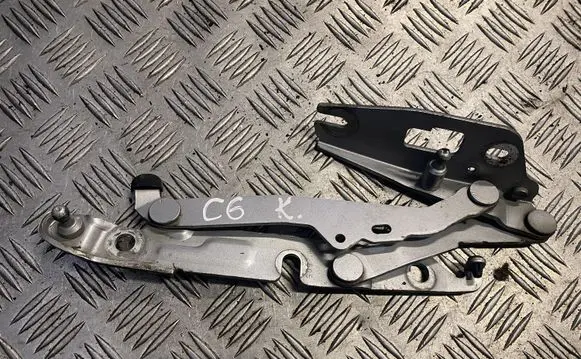 Audi A6 S6 C6 4F Rear door lower hinge 07s52669