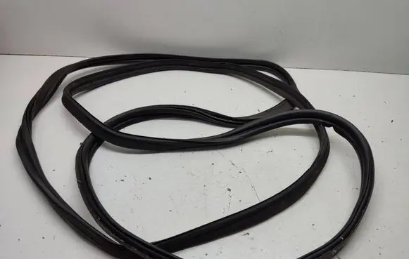Mercedes-Benz Vito Viano W447 Trunk rubber seal (body) A4477410480