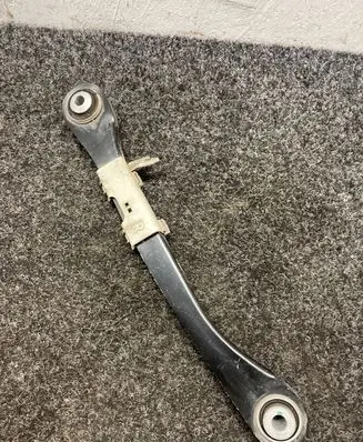BMW 5 G30 G31 Rear control arm 6861127