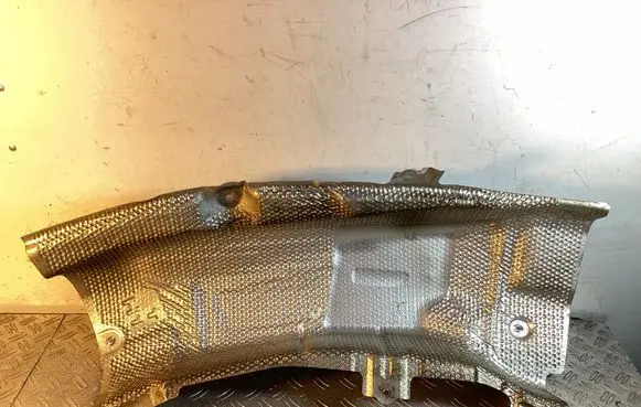 Toyota RAV 4 (XA50) Exhaust heat shield 