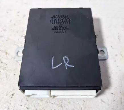 Lexus GS 300 400 430 Door control unit/module 8922430010 1233008082