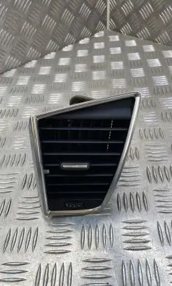 Audi Q5 SQ5 Dashboard side air vent grill/cover trim 8R2820902 8R2820902C