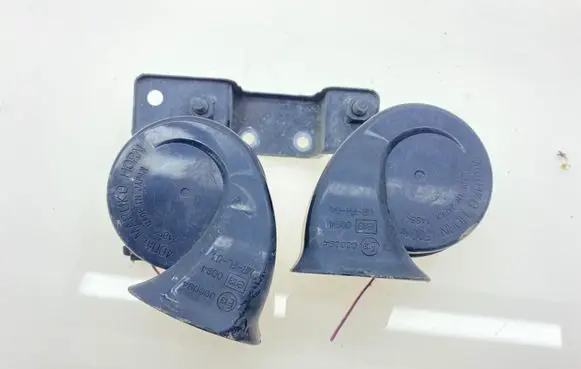 Subaru Legacy Horn signal 86012AG030 86012AG020
