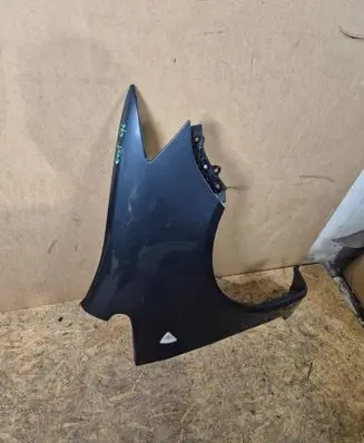 Mitsubishi Colt Fender