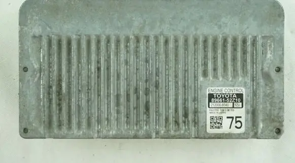 Toyota Verso-S Engine control unit/module 8966152Z10