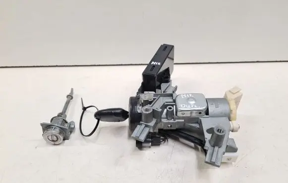 Mitsubishi Outlander Ignition lock