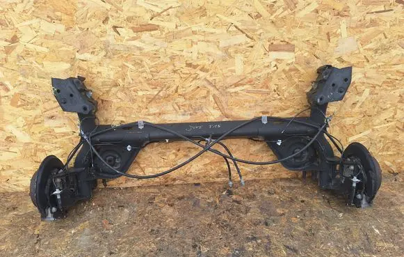 Nissan Juke I F15 Rear axle beam 