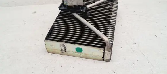 Air conditioning (A/C) radiator (interior)