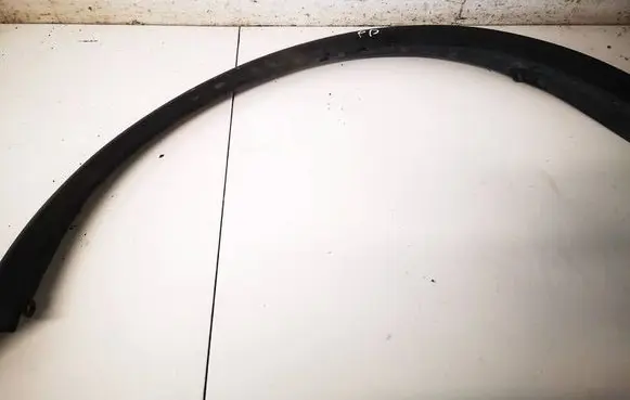 Volvo C30 Front arch trim 