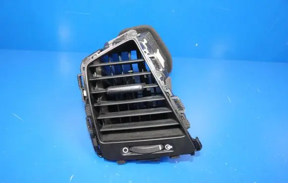Hyundai Tucson TL Dash center air vent grill 97490-D7900 000059 R79N