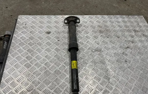 Opel Mokka X Rear shock absorber/damper 95320369