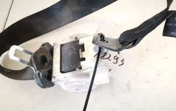 Opel Zafira A Rear seatbelt 90580906
