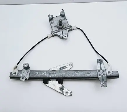 Nissan Primera Rear door manual window regulator 