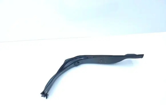 BMW 4 F36 Gran coupe Rear/tail light trim molding 7474489 BBR228201 18331210